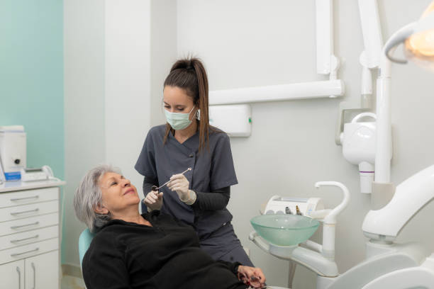 Best Walk-In Emergency Dental Services in East Niles, CA